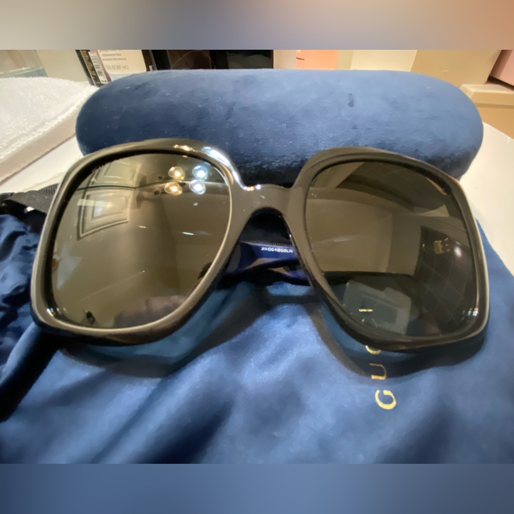 Gucci sunglasses